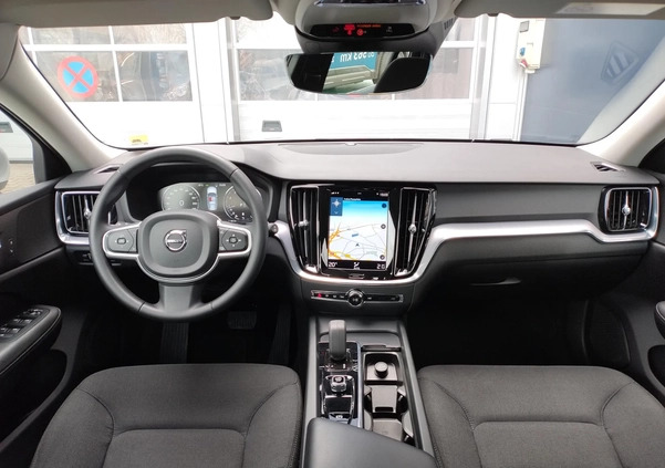Volvo V60 cena 139900 przebieg: 24387, rok produkcji 2021 z Łomianki małe 667